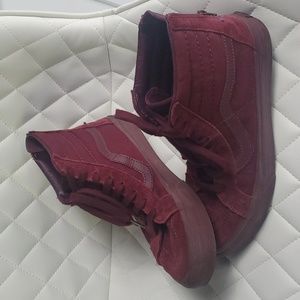 EUC Sk8 Hi monochrome vans